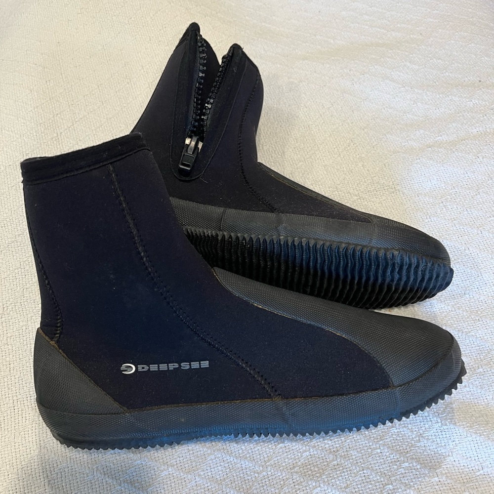 Deep Sea dive booties. Size mens 13